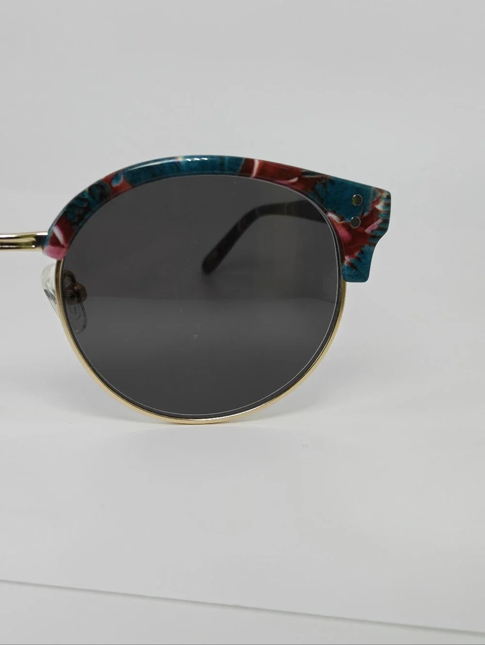 Samba. Round Retro Floral Blue Eyewear for Women.